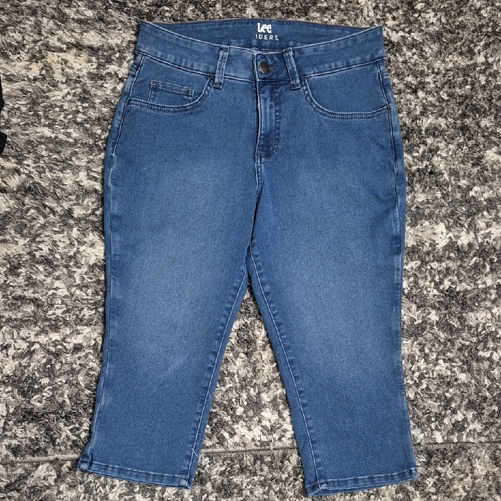 Sz 10 Lee Women's Classic Blue Capri Length Jeans